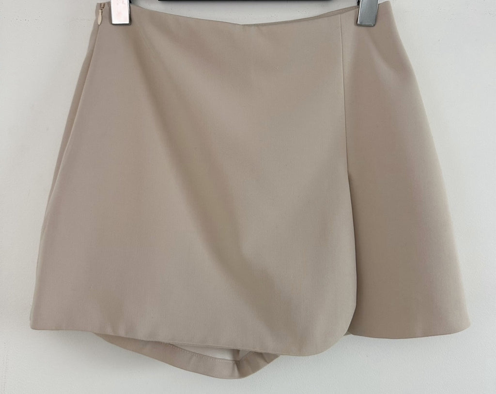 JOYCE SHORT/ROK BEIGE