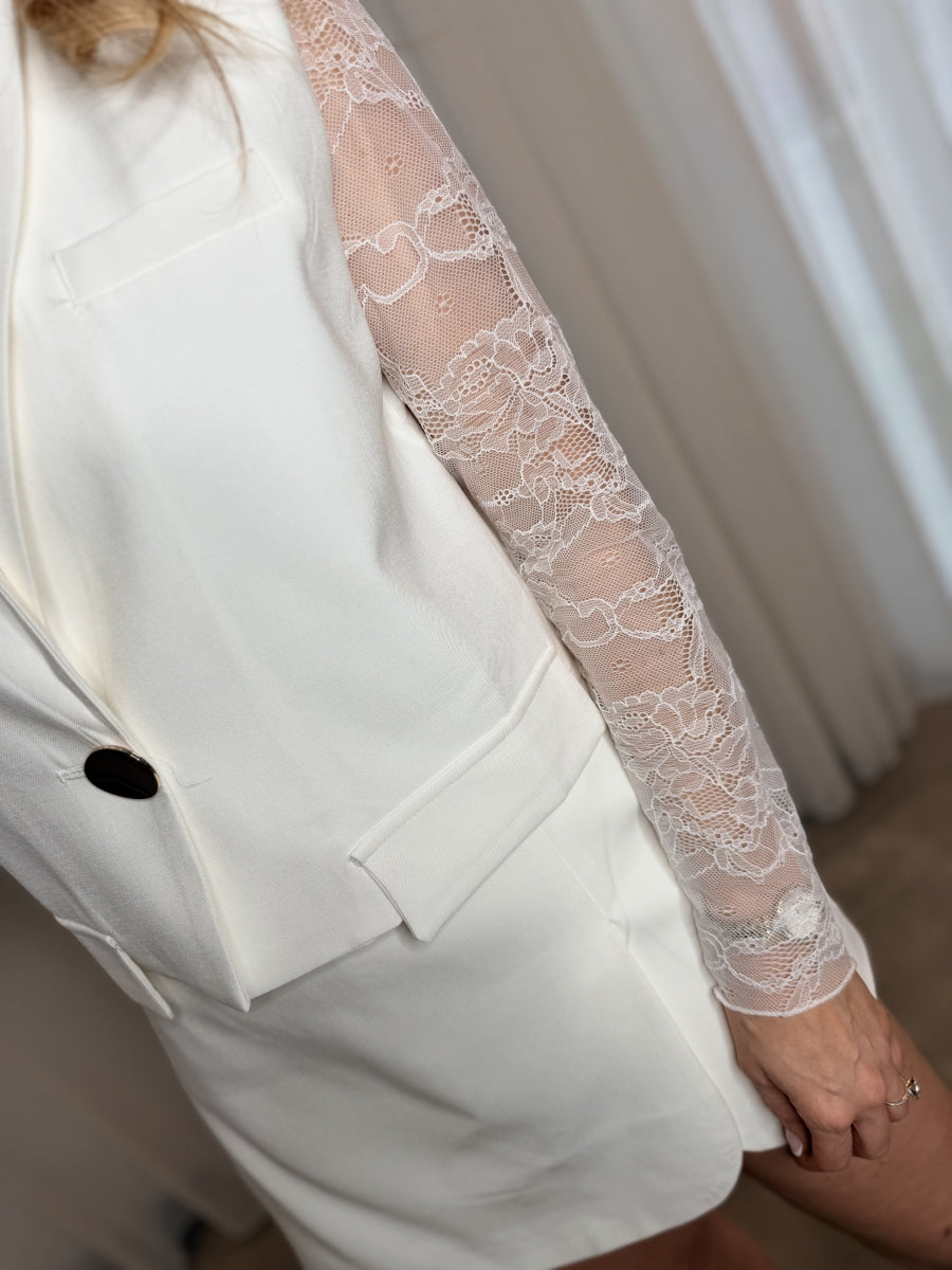 JAZMIN SHORT/ROK OFF WHITE