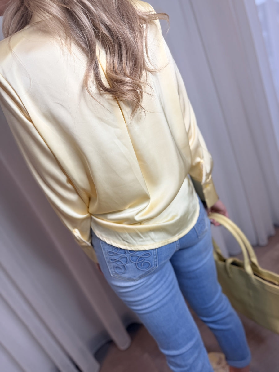 HELOA TU BLOESJE MET REKKER GEEL