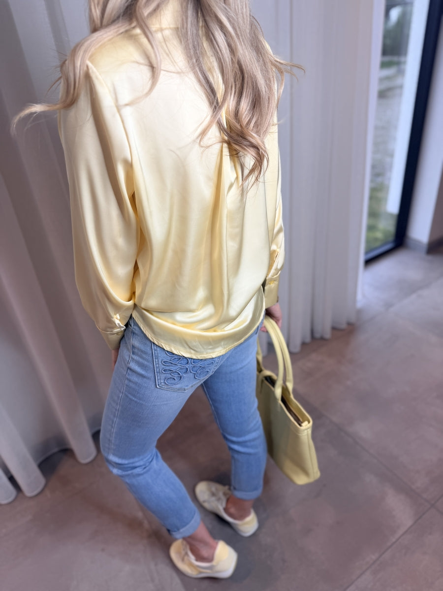 HELOA TU BLOESJE MET REKKER GEEL