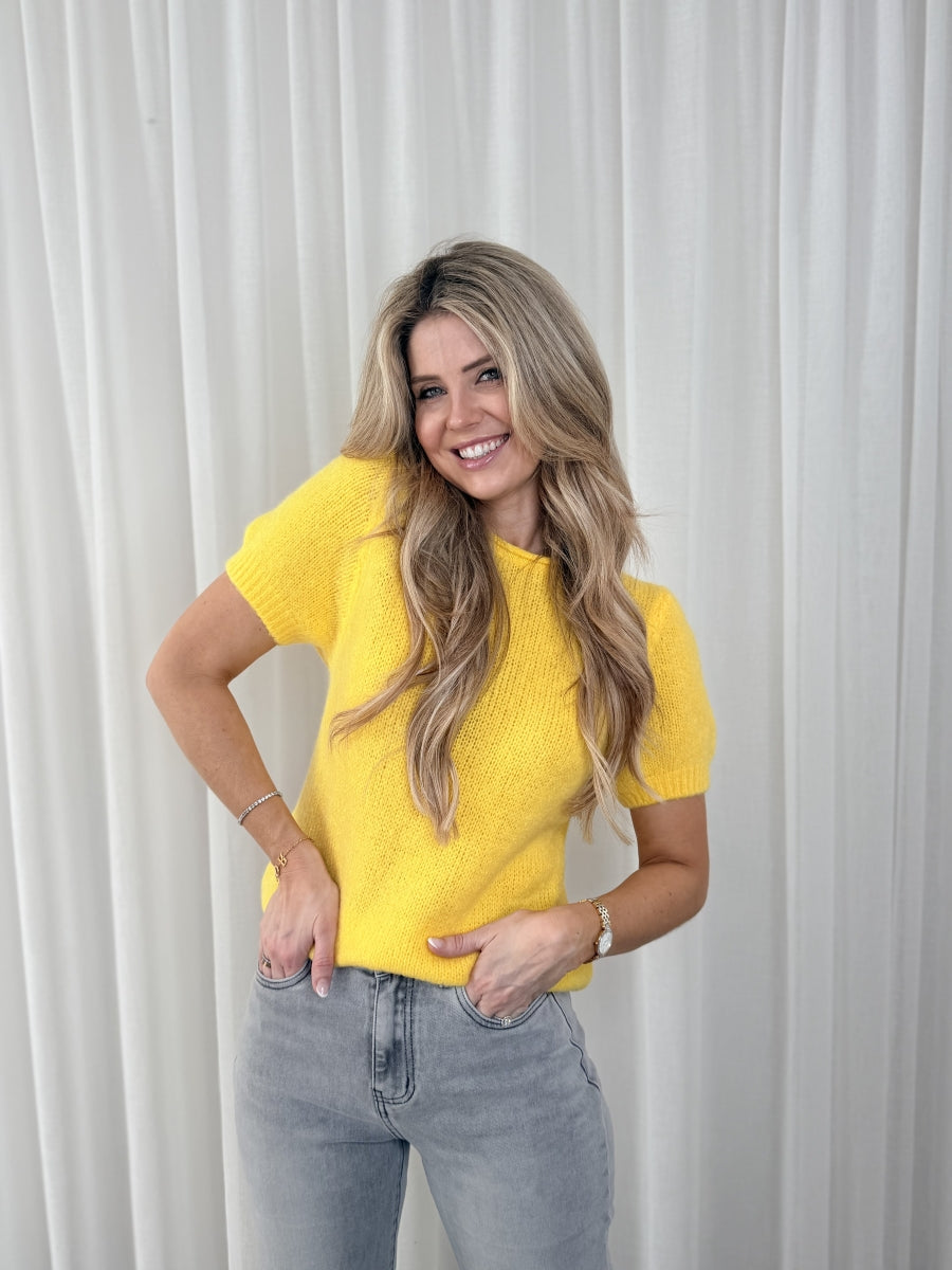 KYA TU PULL MET KORTE MOUWEN GEEL