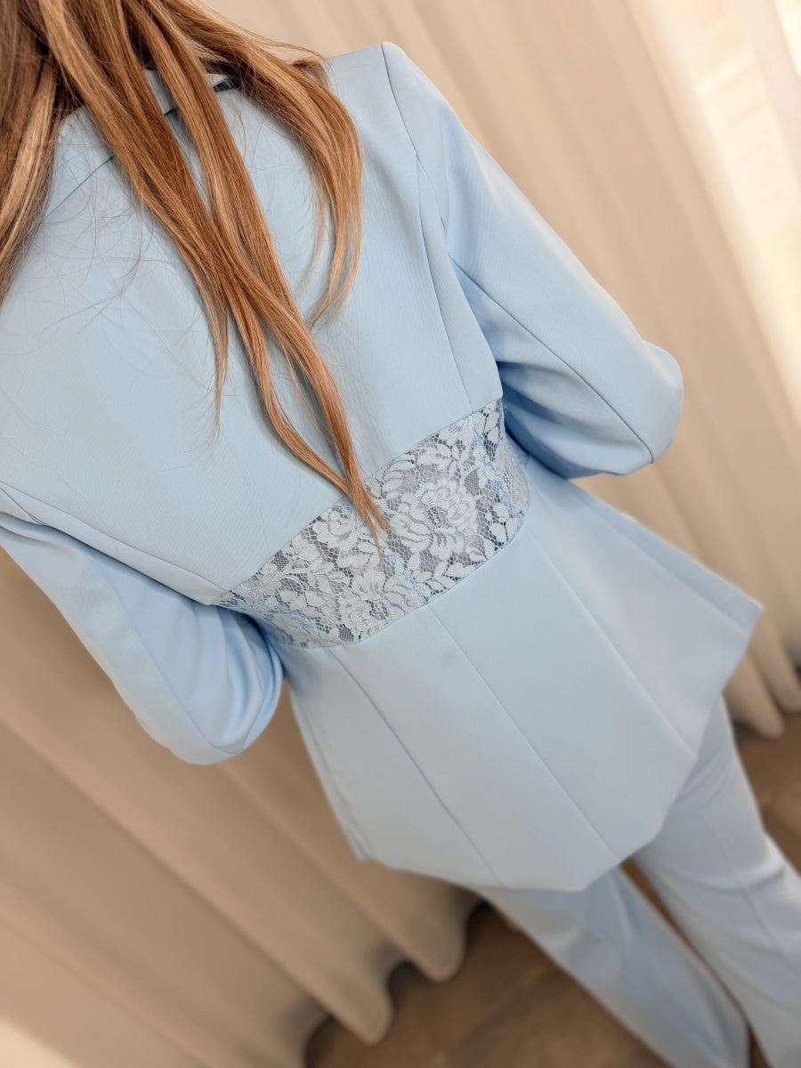 LYZELLE BLAZER LICHT BLAUW