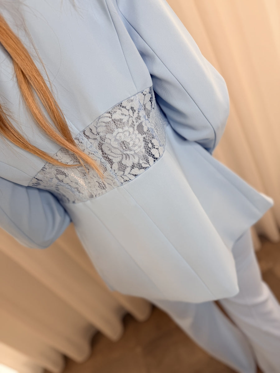 LYZELLE BLAZER LICHT BLAUW