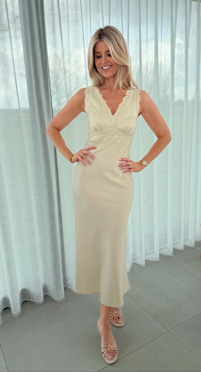 NIVELLE JURK BEIGE