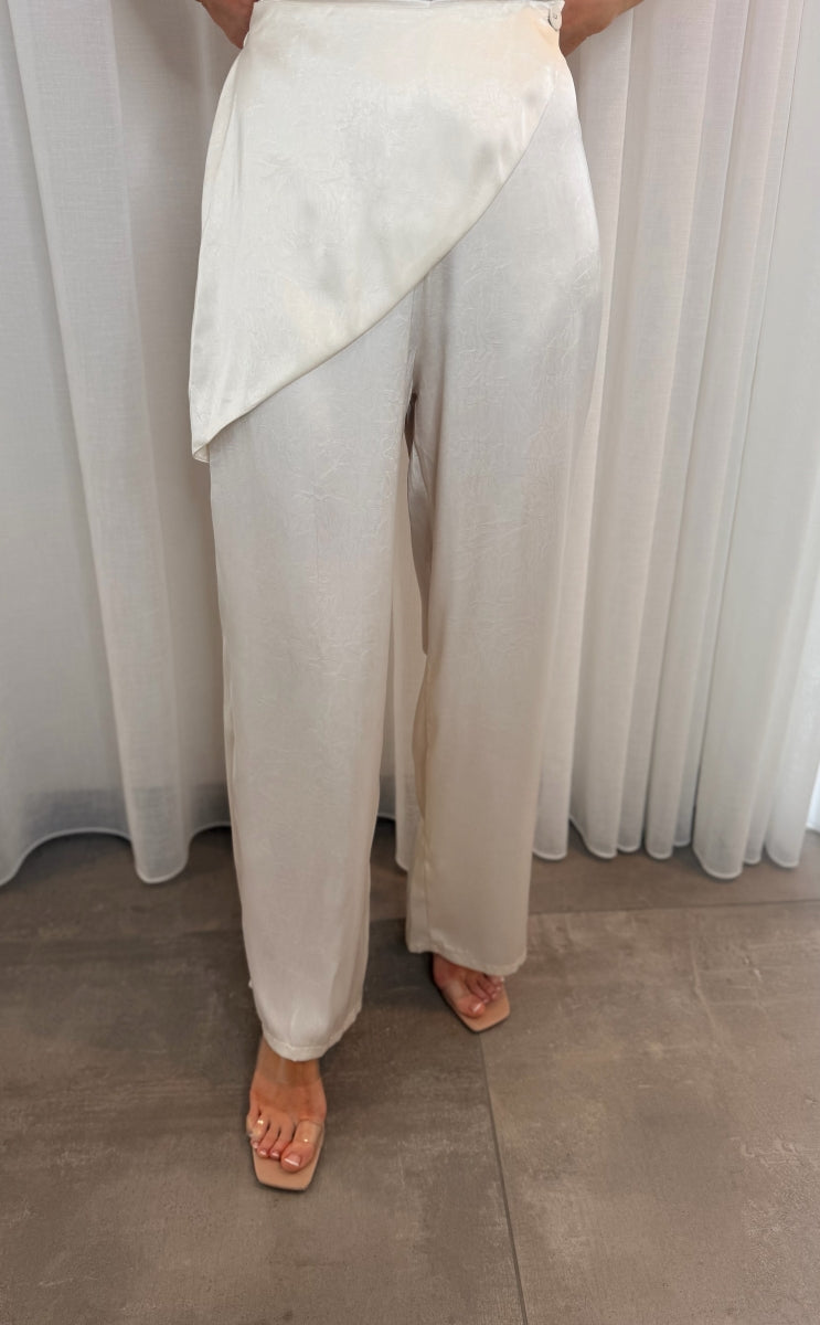 QILA BROEK BEIGE
