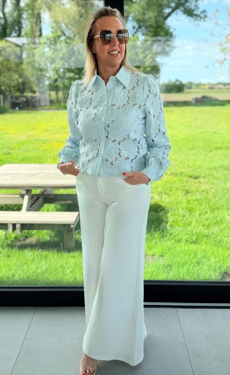 BESMA BLOUSE LICHT BLAUW