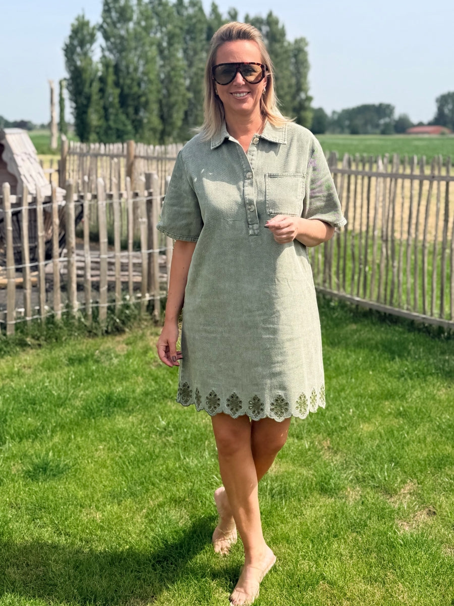 ESMEE JURK KAKI