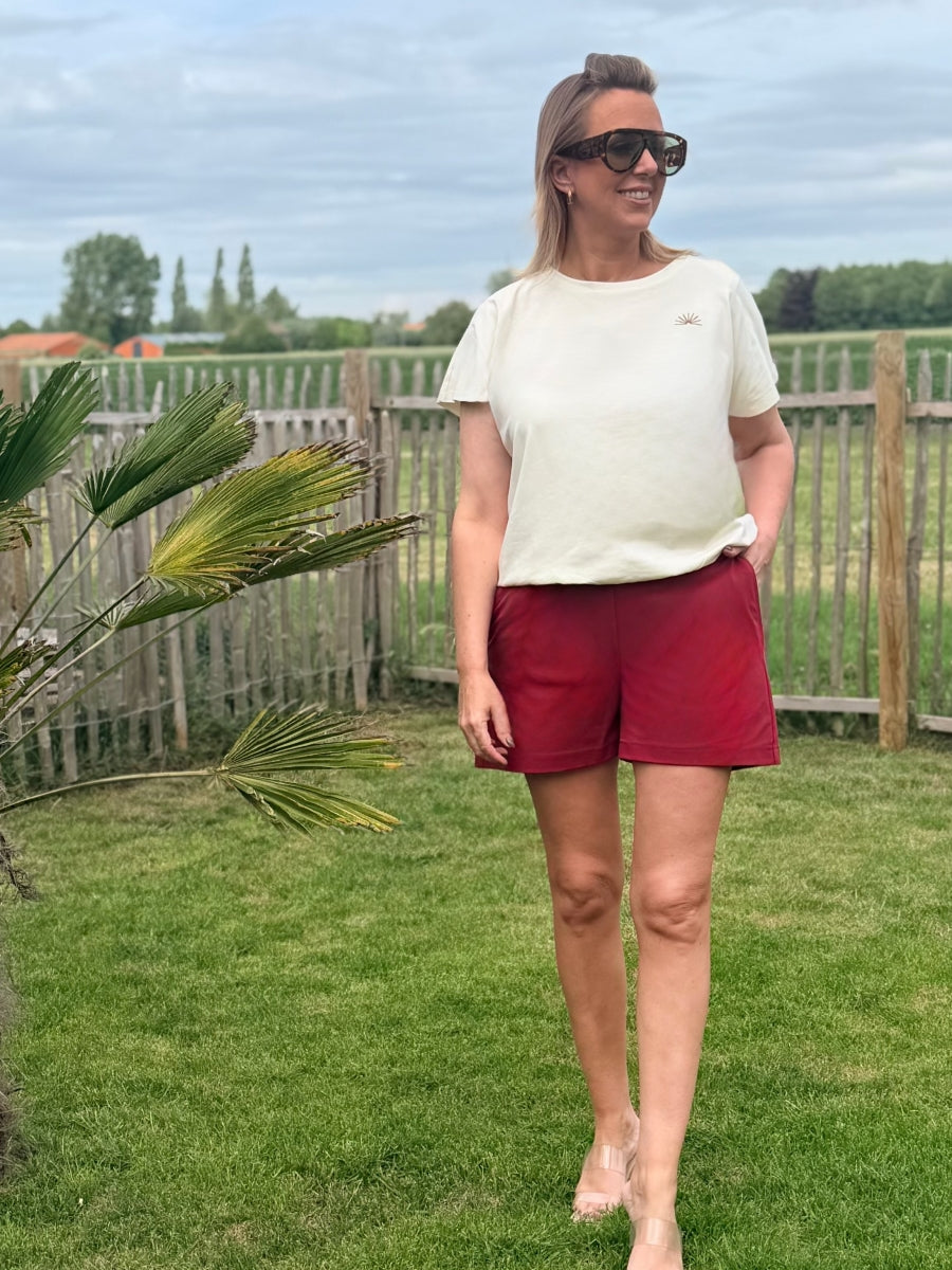 POSIE SHORT TRAVEL LC-CLARET 64080