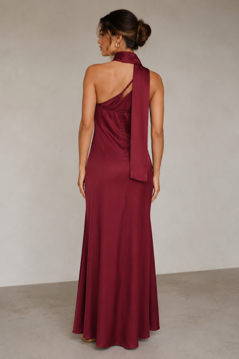 MABEL JURK BORDEAUX MET GOUDEN DETAIL AAN HALS