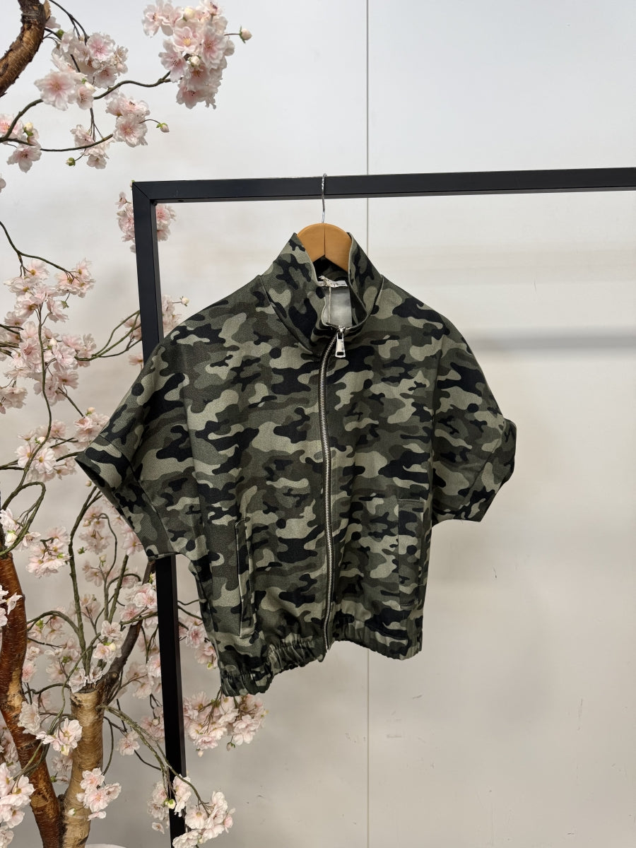 Army jasje tu Amy