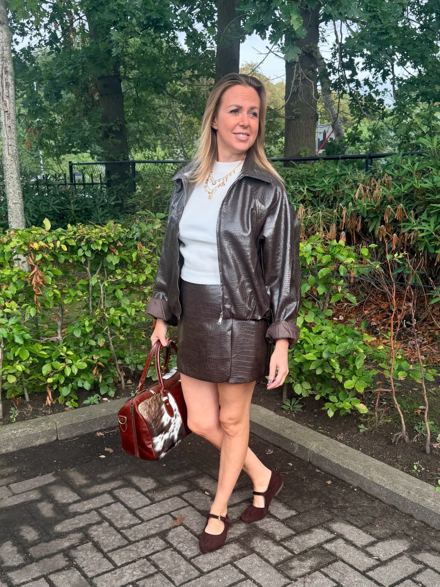 OILA CROC CHIC SKORT BRUIN