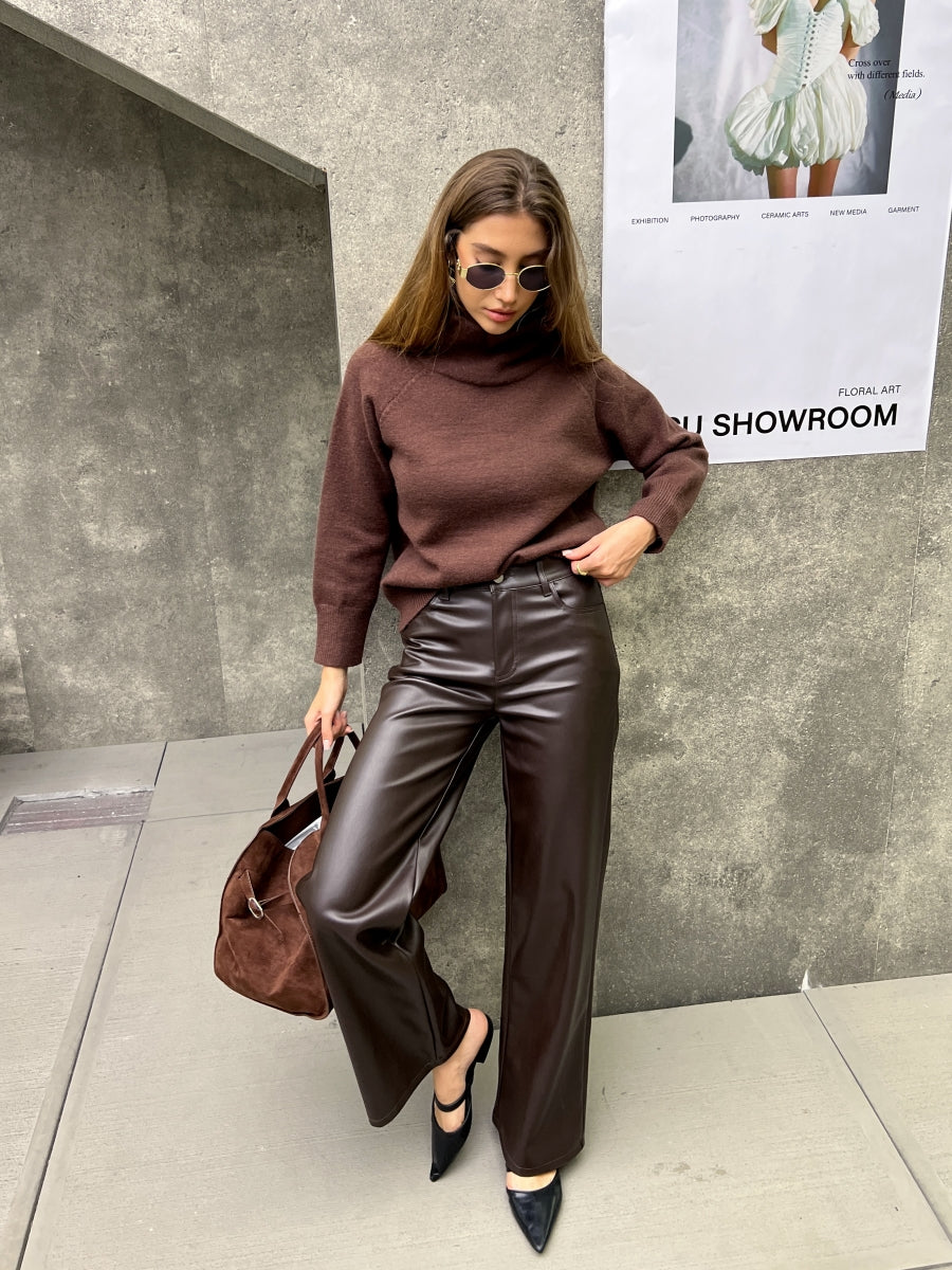 KEERE LEATHER LOOK BROEK BRUIN