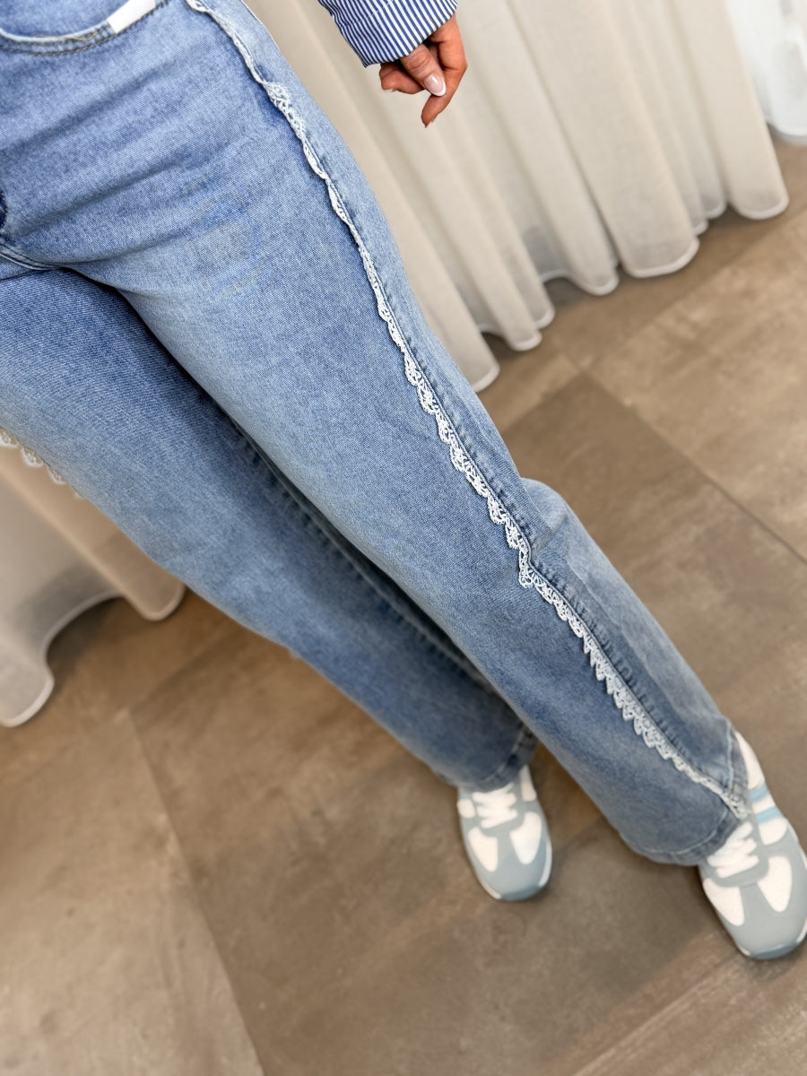 GWEN BROEK JEANS MET KANTEN DETAIL