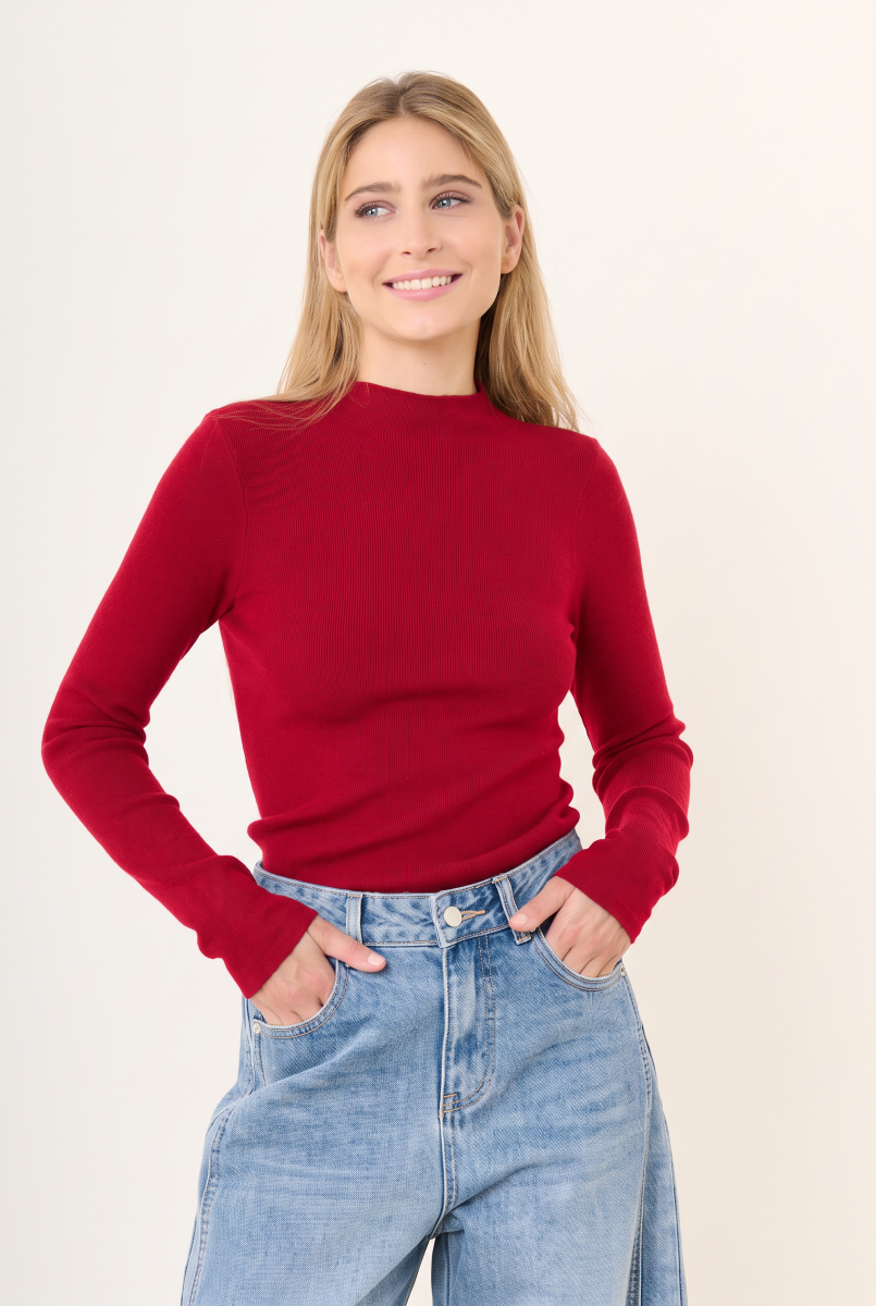 EBBA PULL ROOD