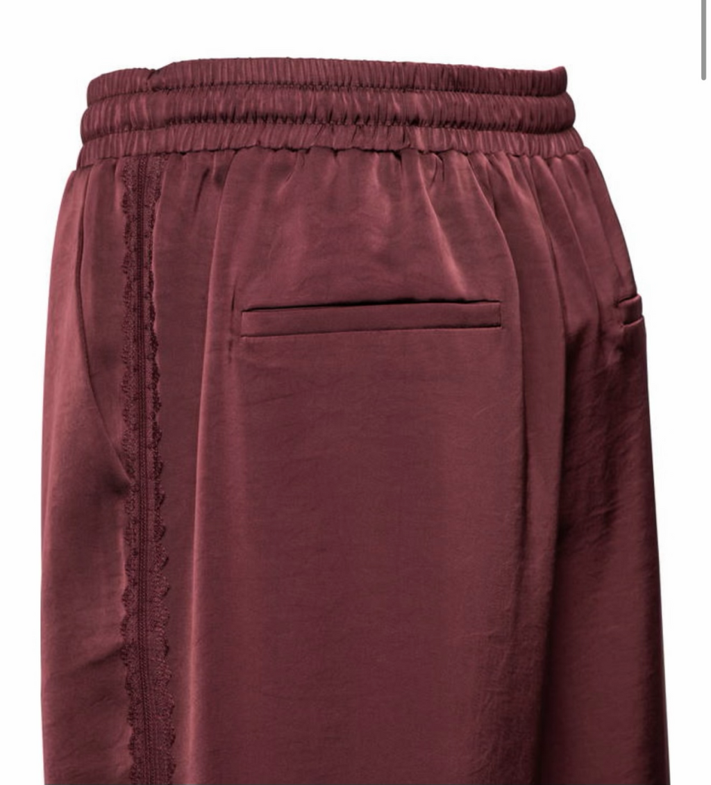 NEOMI LB-BURGUNDY 65080