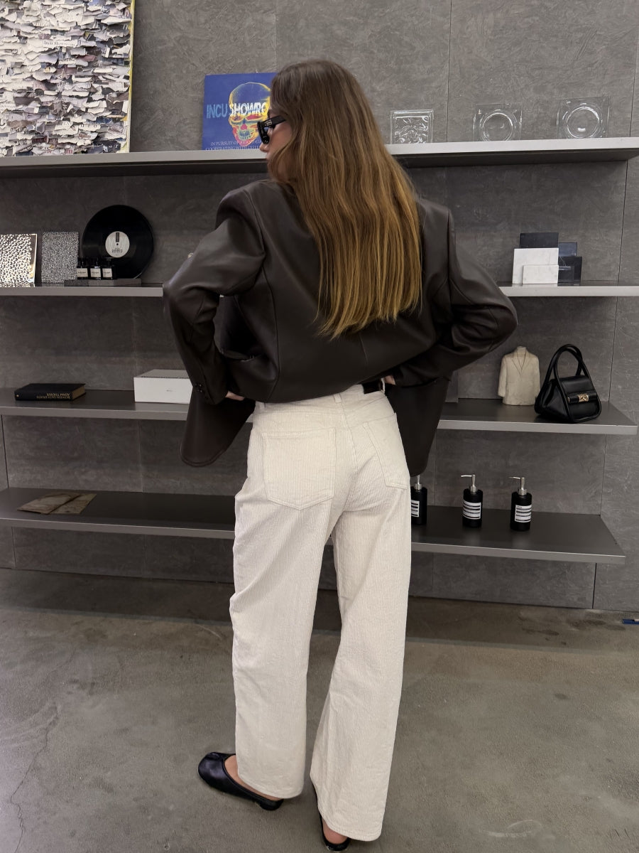 BEIGE BARREL VELOURS CREME FONZIE