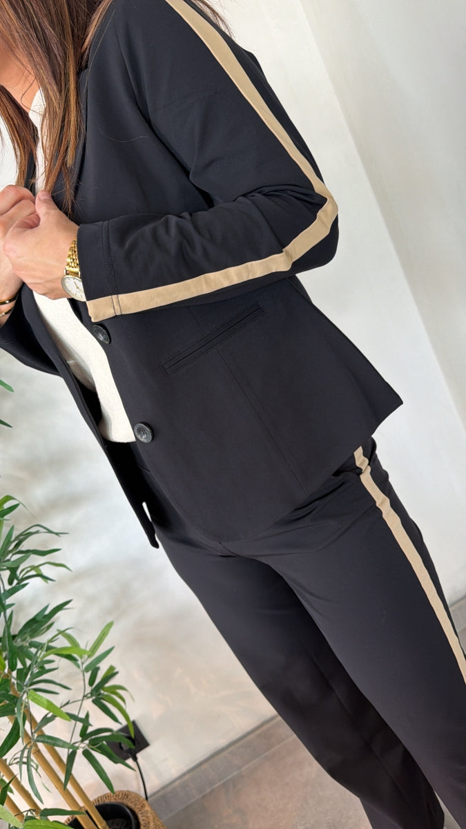 PAMMY TRAVEL BLAZER 61050 A-BLACK